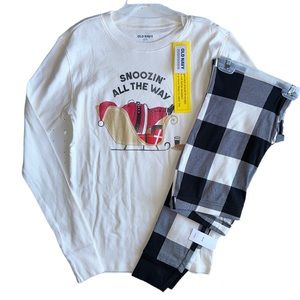 Old Navy Santa Sleigh Pajama Set